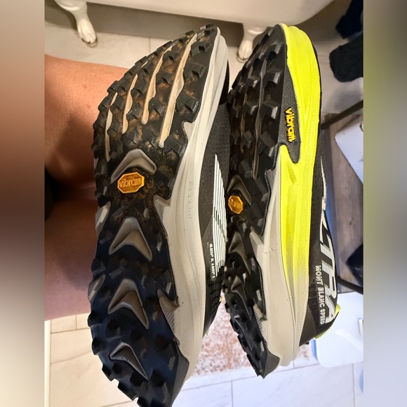 Altra Women’s Mont Blanc Speed Size 8.5 - Picture 3 of 5